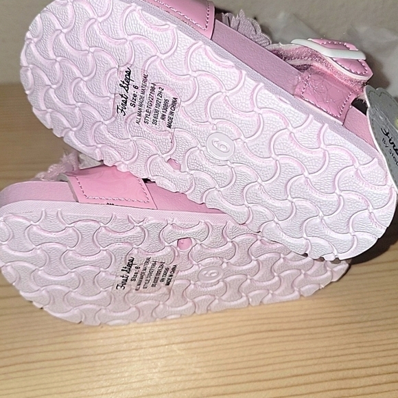 First step Sandals 👡 - Picture 6 of 6